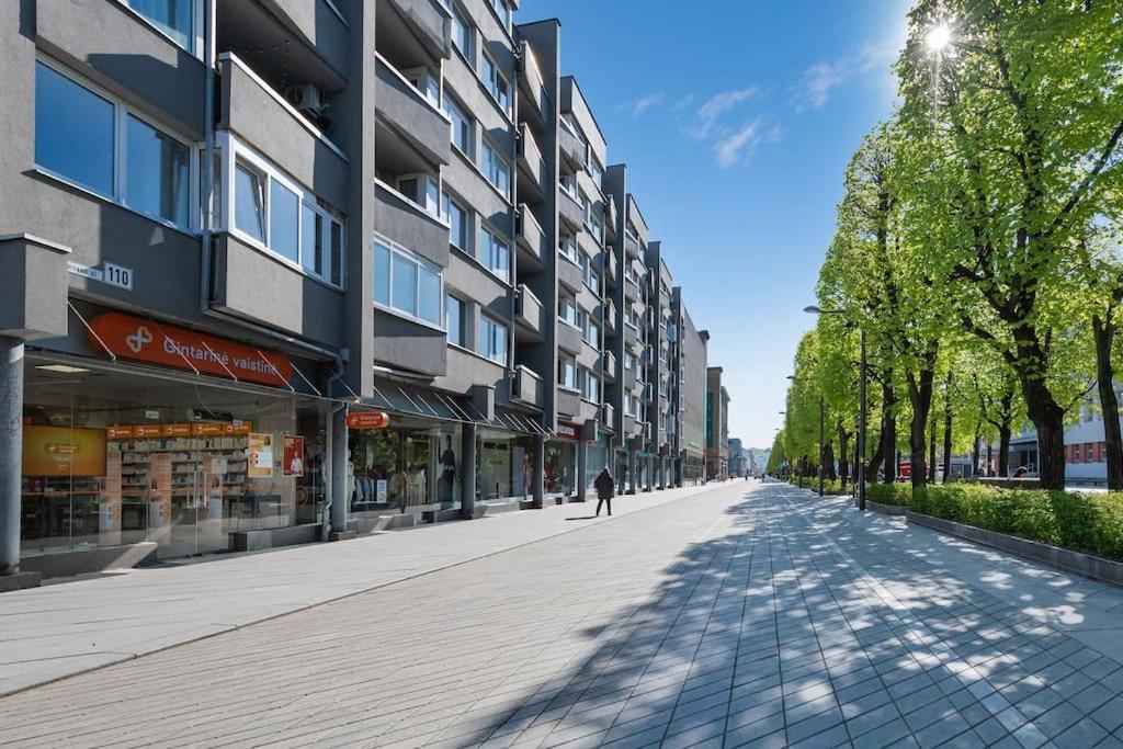 Central 2 Bd Apartment By Hostlovers Каунас Екстериор снимка