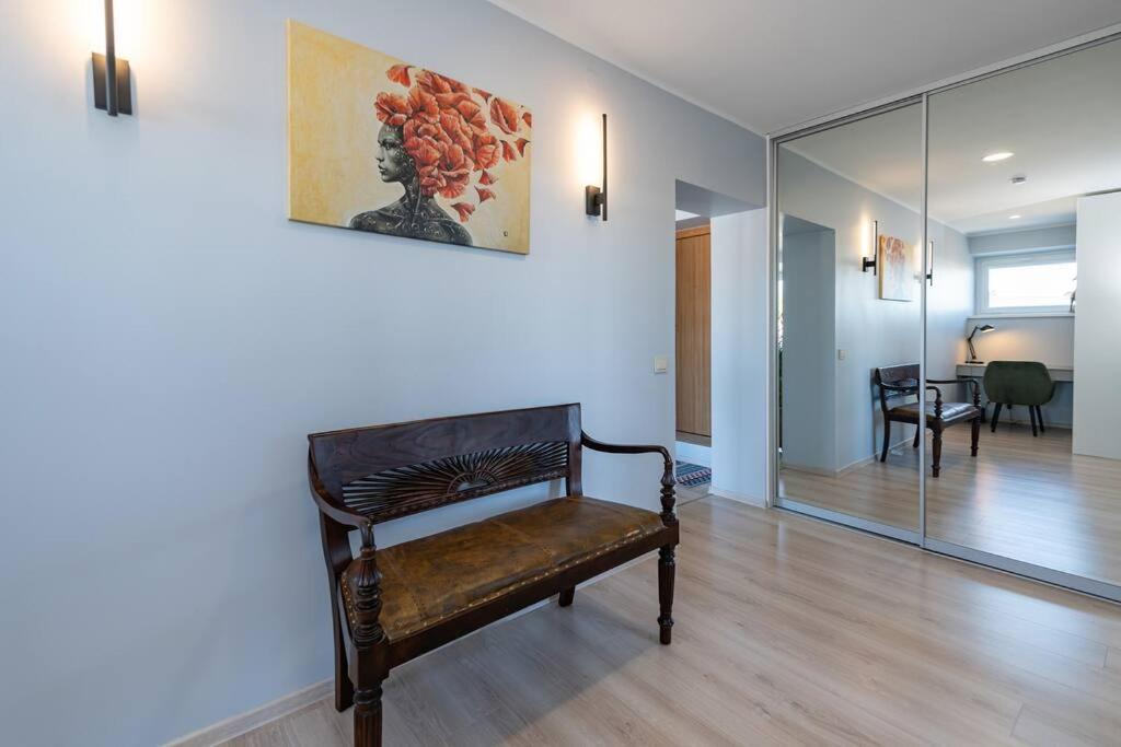 Central 2 Bd Apartment By Hostlovers Каунас Екстериор снимка